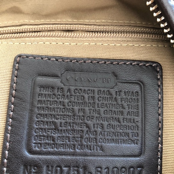 COACH Brown vintage purse  VERY good  condition very clean no blemishes - Picture 4 of 9